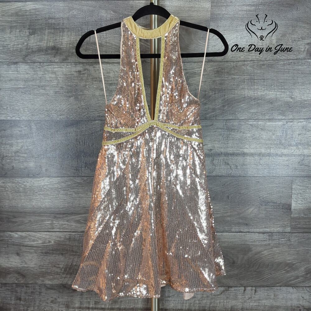 Free People Film Noir Sequin Halter Mini Dress Rose Gold Open Back NWT Size 2